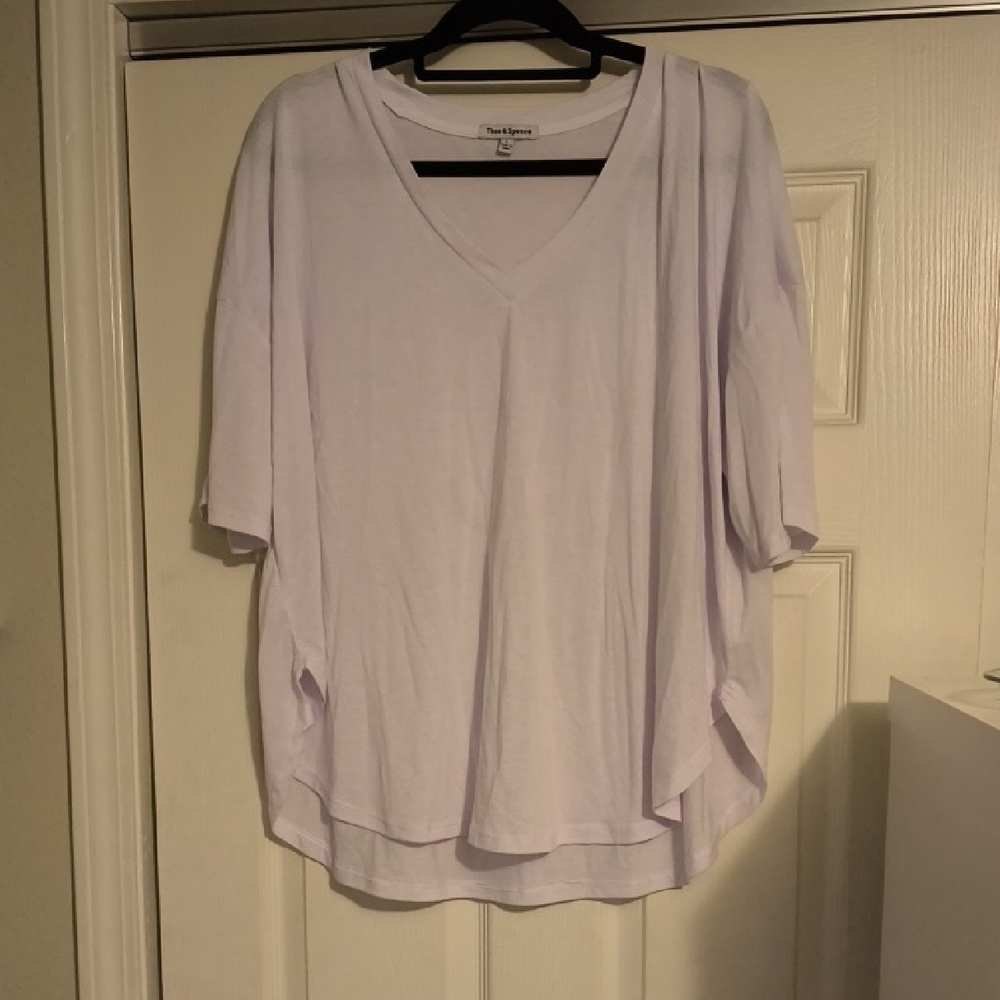 Daily Comfort V-Neck Women's Top - Pale Lavender